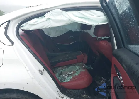 2022 BMW 330I xDrive из США, поврежденный, VIN 3MW5R7J00N8C66079